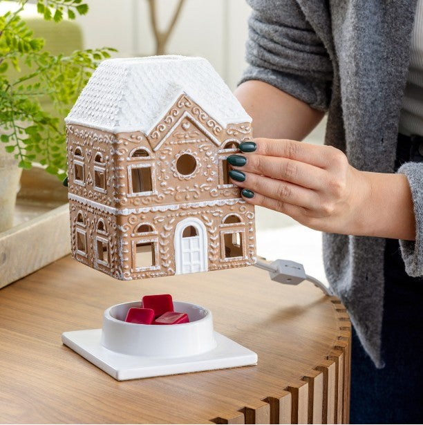 Gingerbread House Canopy Fragrance Warmer
